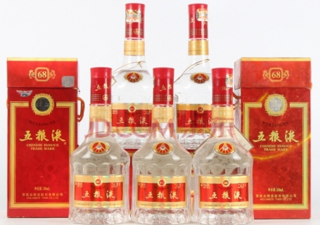朝阳国窖1573和五粮液千元级别白酒哪个更好喝？朝阳回收行情价格多少钱？