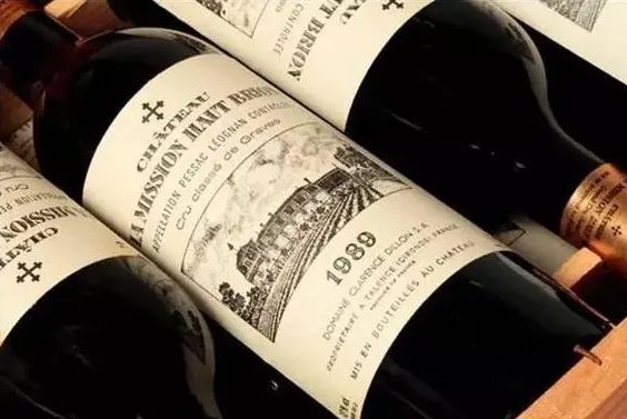 朝阳世界顶级红酒瑰宝：美讯酒庄干红葡萄酒的传奇之旅