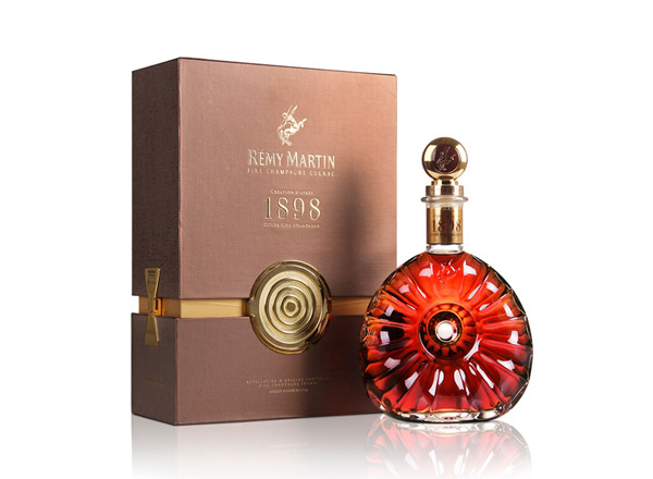 朝阳回收人头马1898（RémyMartin Vintage）优质香槟区干邑白兰地洋酒行情价格