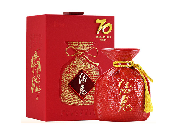 朝阳回收酒鬼酒红坛70纪念酒1949-2019年收藏酒54度700ml上门收购行情价格