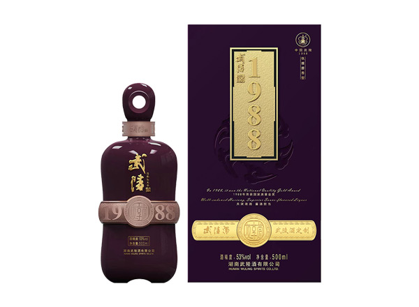 朝阳高价回收武陵酒1988/排云上/天下先/浪淘沙年份老酒上门回收
